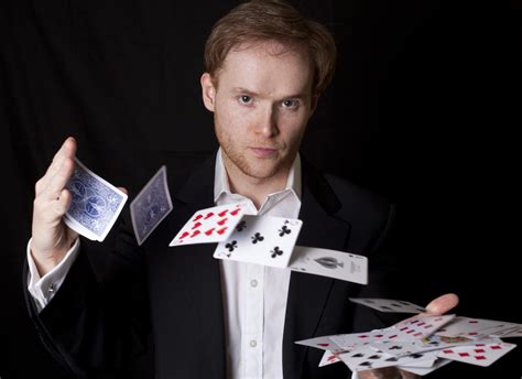 Beyond the Traditional: Why a Classy Corporate Event Magician in London is a Unique Choice